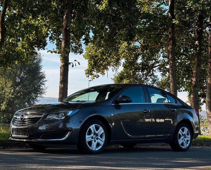 Opel Insignia 55.057 km 7.900 € Erfurt 99099
