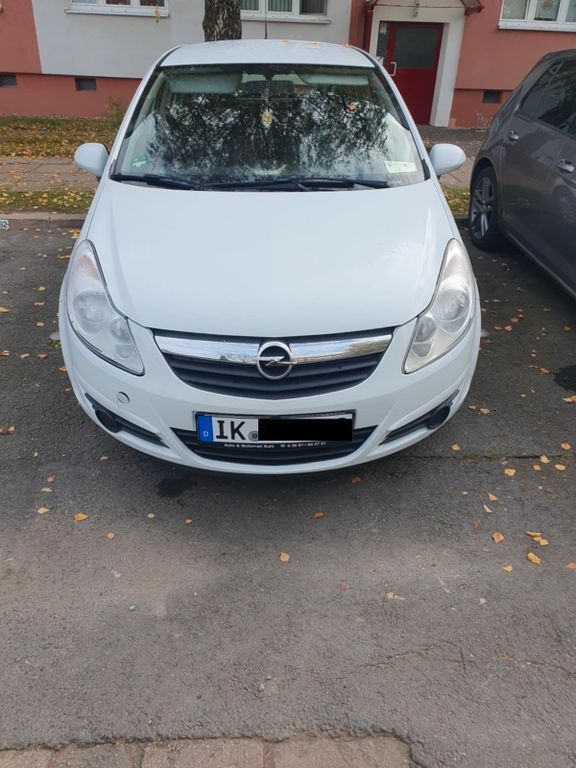 Opel Corsa 98.000 km 2.600 € Arnstadt 99310
