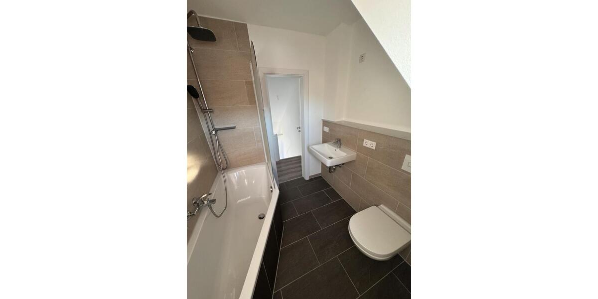 Doppelhaushälfte Gotha - 4 Zimmer, 110 m&sup2;, 320.000&euro; | Angebot:27630345