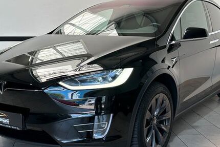 Tesla Model X 100D Dual Navi*Leder*LED*6-Sitzer 126.354 km 35.790 € Gebesee 99189