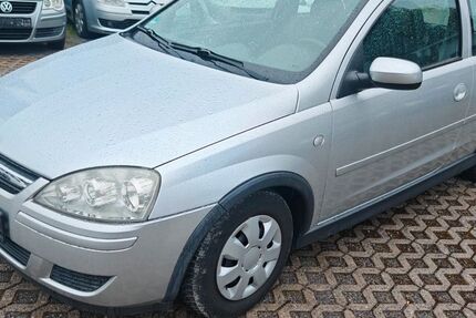 Opel Corsa 89.800 km 1.990 € Umpferstedt 99441