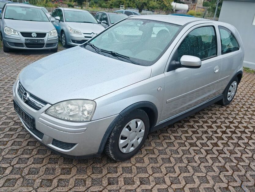 Opel Corsa 89.800 km 1.990 € Umpferstedt 99441