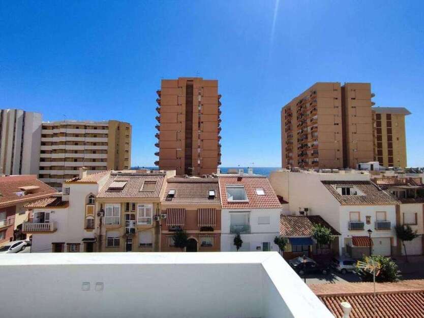 Haus zum Kaufen in Fuengirola 650.000 € 185 m²