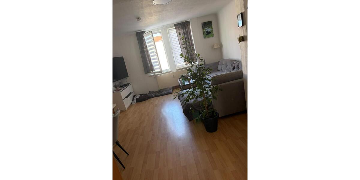Erdgeschoßwohnung Gotha - 4 Zimmer, 89 m&sup2;, 534&euro; | Angebot:27650796