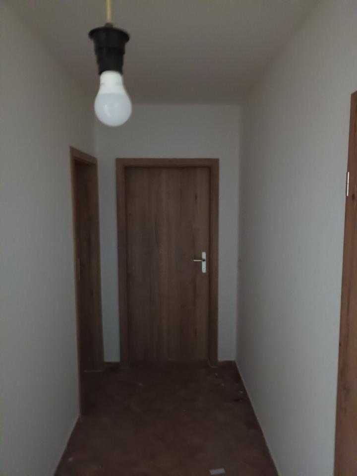 Sanierte 3-Zimmer-Wohnung zu vermieten zimmer