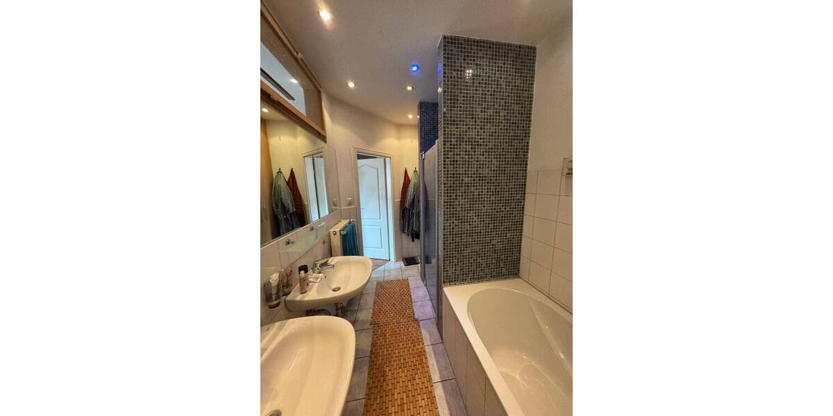 Etagenwohnung Weimar Altstadt - 4 Zimmer, 132 m&sup2;, 480.000&euro; | Angebot:21868428