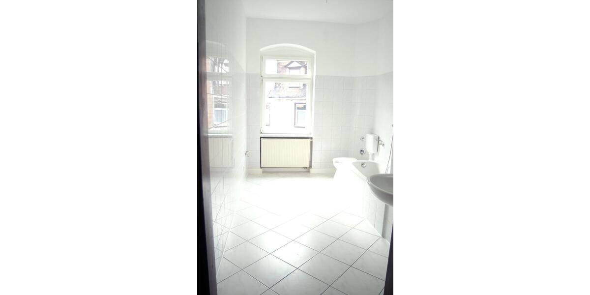 Etagenwohnung Arnstadt - 3 Zimmer, 106 m&sup2;, 600&euro; | Angebot:26413438