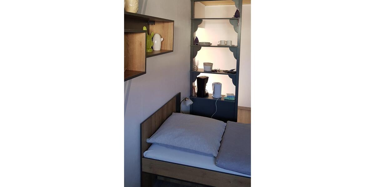 Erdgeschoßwohnung Elxleben - 1 Zimmer, 25 m&sup2;, 390&euro; | Angebot:24849054