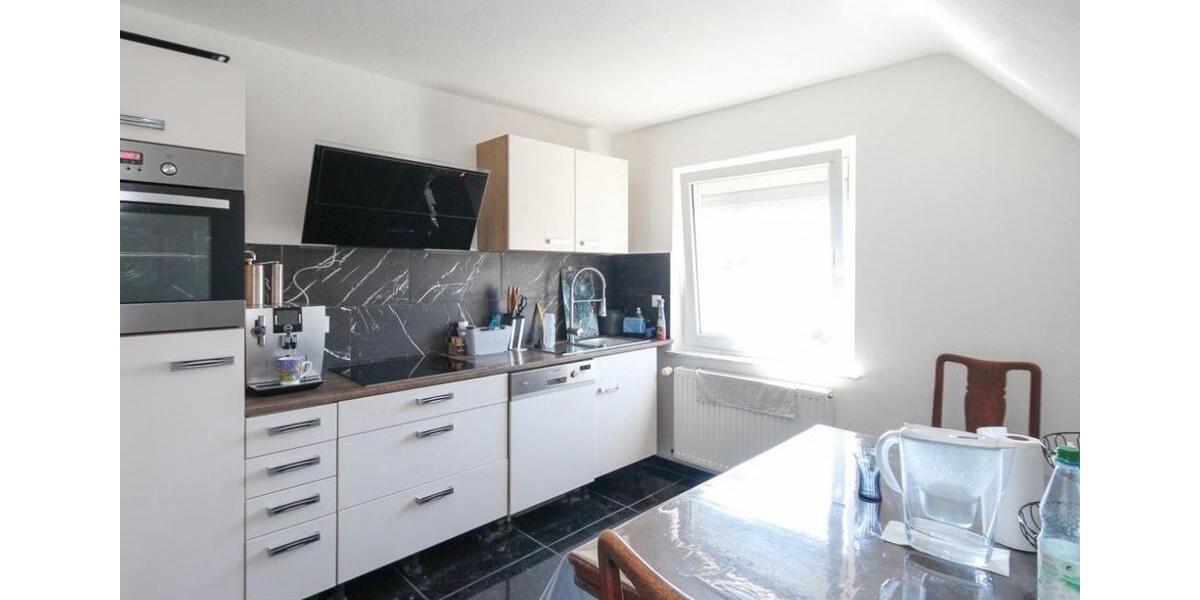 Schöne helle 2 Zimmer Wohnung 2 zimmer