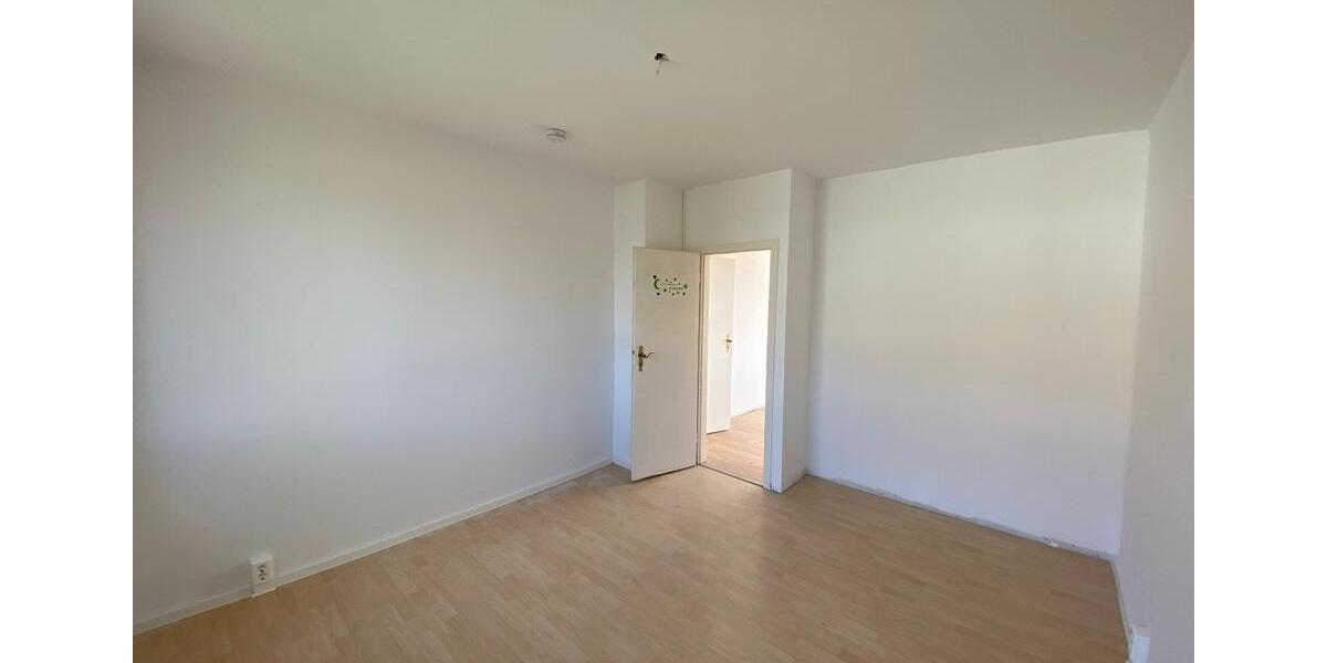 Etagenwohnung Drei Gleichen - 3 Zimmer, 59 m&sup2;, 350&euro; | Angebot:25880873