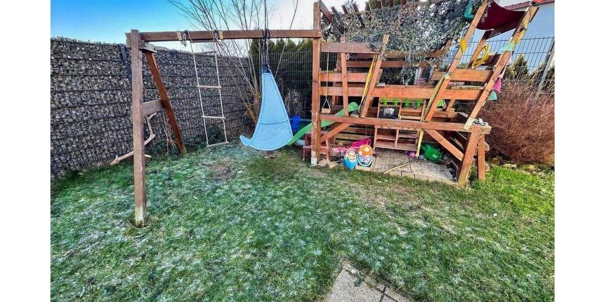 Doppelhaushälfte Ohrdruf - 4 Zimmer, 95 m&sup2;, 195.000&euro; | Angebot:25386914