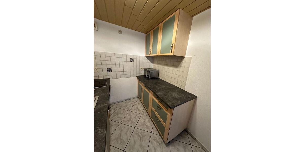 Etagenwohnung Arnstadt - 5 Zimmer, 80 m&sup2;, 20&euro; | Angebot:24662824