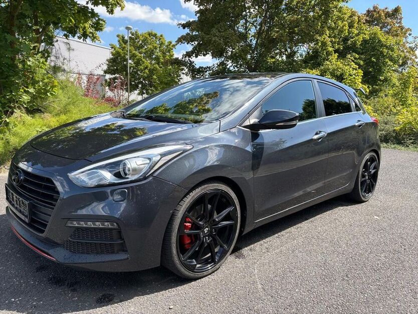 i30