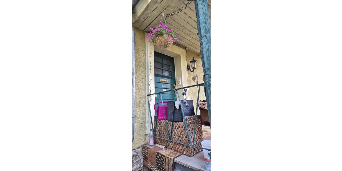 Doppelhaushälfte in Weimar-Parkvorstadt mit kleinem Garten v. pri 11 zimmer