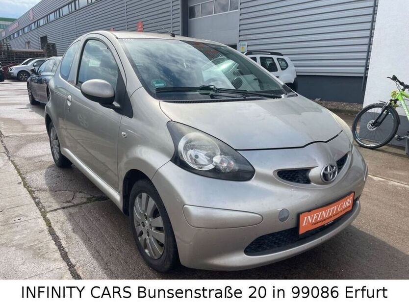 Aygo (X)