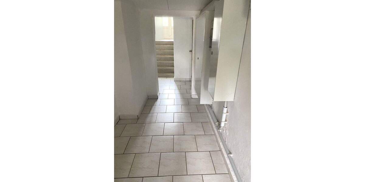 Etagenwohnung Gotha - 3 Zimmer, 64 m&sup2;, 99.999&euro; | Angebot:25772413