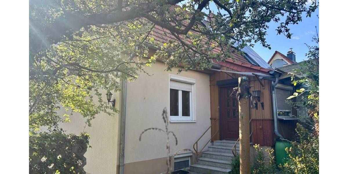 Doppelhaushälfte Weimar Parkvorstadt - 4 Zimmer, 90 m&sup2;, 195.000&euro; | Angebot:26015997