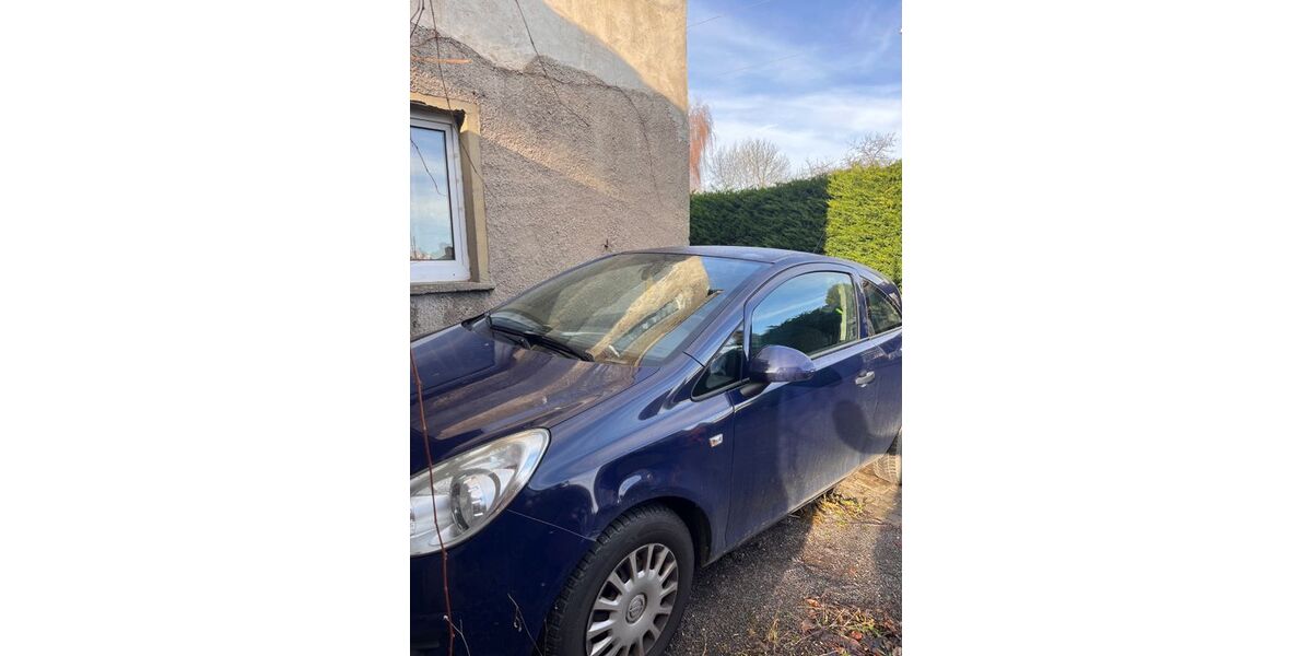 Opel Corsa 130.676 km 999 &euro; Geratal 99330