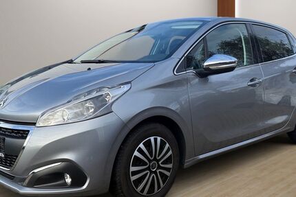 Peugeot 208 28.500 km 14.490 € Schwabhausen 99869