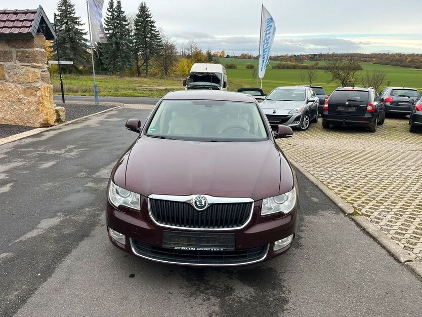 Skoda Superb 211.000 km 2.500 € Vollersroda 99438