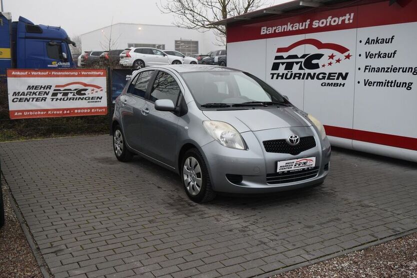 Yaris