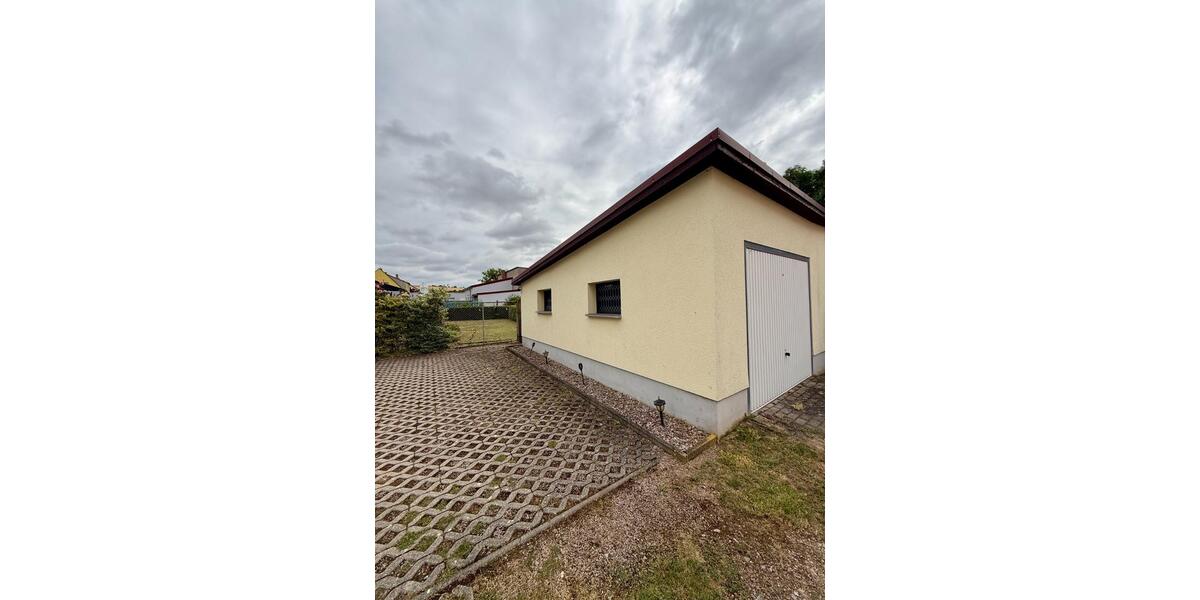 Erdgeschoßwohnung Greußen - 4 Zimmer, 60 m&sup2;, 47.500&euro; | Angebot:27020772