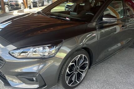 Ford Focus 57.286 km 14.390 € Rudolstadt 07407