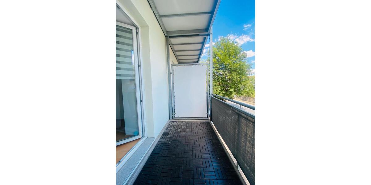 Schöne 2-Zimmer-Wohnung mit Balkon in Erfurt – einladen, hell & zentral 2 zimmer