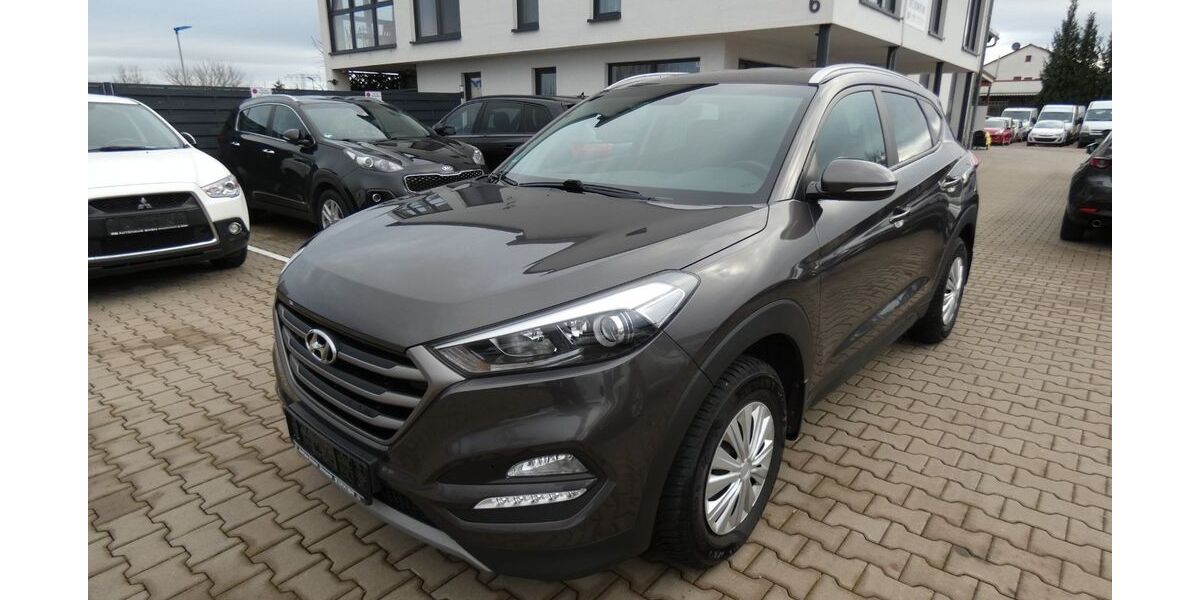 Hyundai TUCSON 176.000 km 10.990 &euro; Erfurt 99087