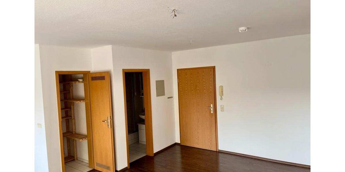 Hochparterre Erfurt Kühnhausen - 2 Zimmer, 42 m&sup2;, 88.000&euro; | Angebot:27642805