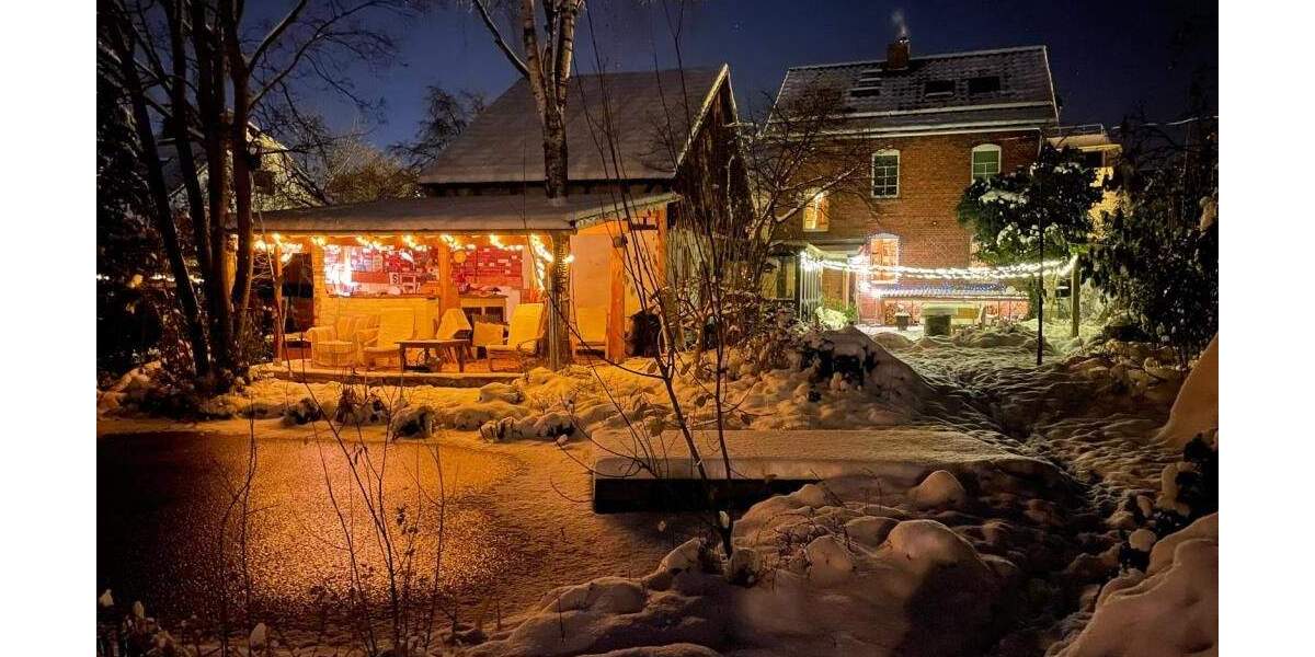 Stadthaus mit großem Grundstück, Nebengelass & Gartenteich zimmer