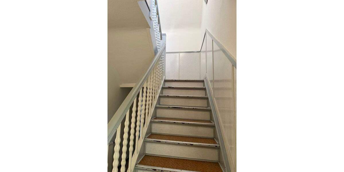 Mehrfamilienhaus, Wohnhaus Geratal - 6 Zimmer, 115 m&sup2;, 120.000&euro; | Angebot:25796922