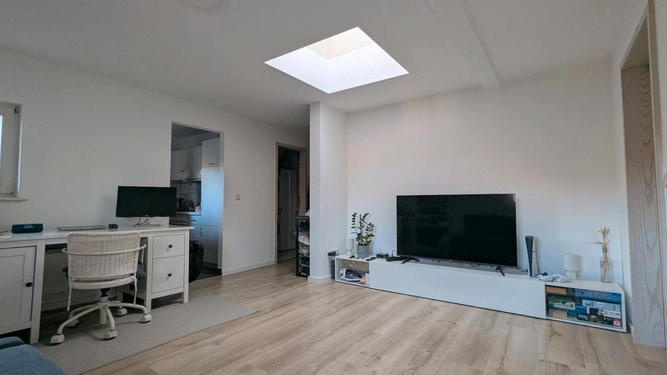 Dachgeschoßwohnung Weimar - 2 Zimmer, 41 m&sup2;, 610&euro; | Angebot:26048177