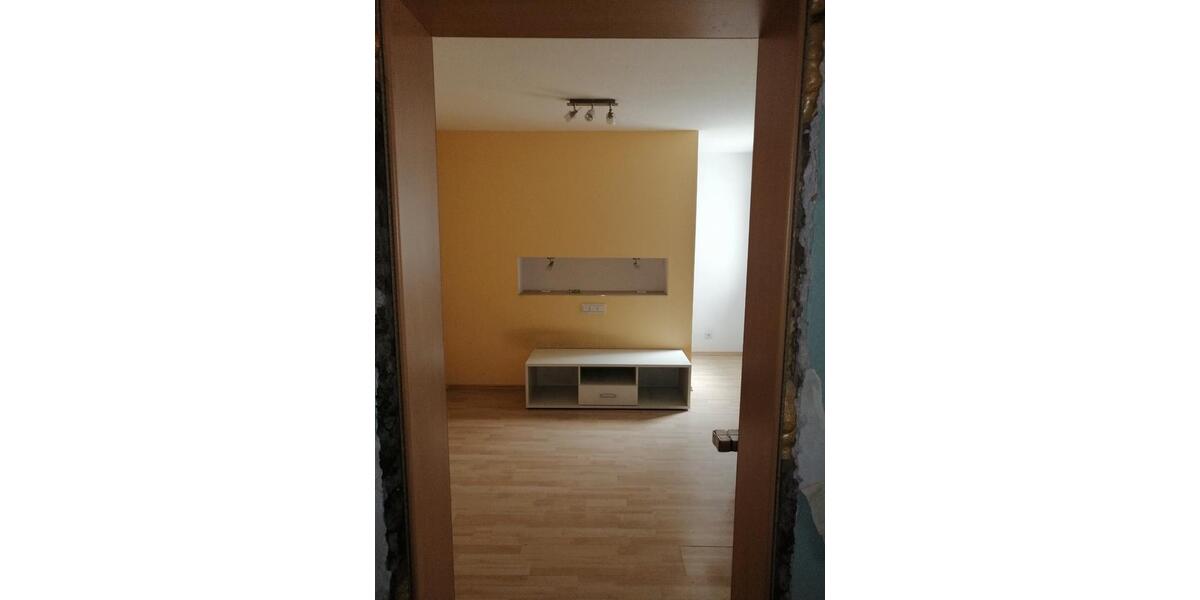 Einfamilienhaus Straußfurt - 6 Zimmer, 140 m&sup2;, 140.000&euro; | Angebot:26360226