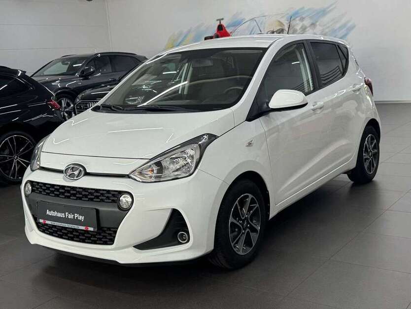 i10