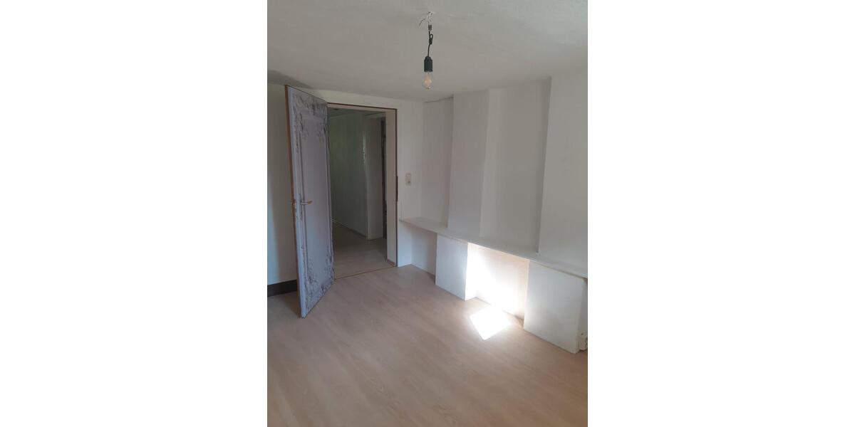 Einfamilienhaus Nesse-Apfelstädt Apfelstädt - 13 Zimmer, 230 m&sup2;, 158.000&euro; | Angebot:27077353