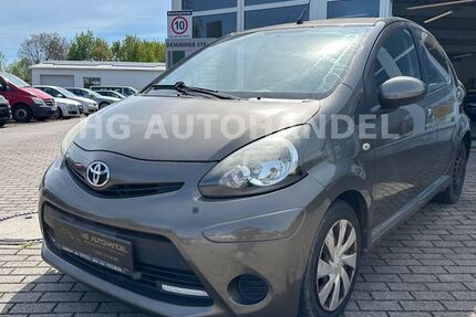 Toyota Aygo (X) 157.000 km 2.400 &euro; Erfurt 99091