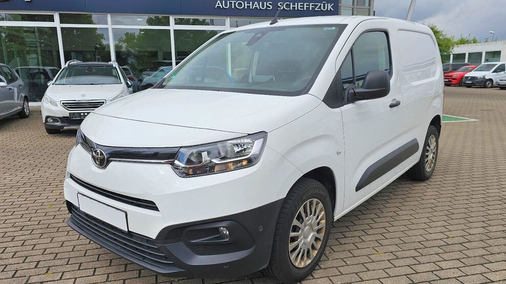 Toyota Proace (Verso) 208.200 km 10.389 € Weimar 99425