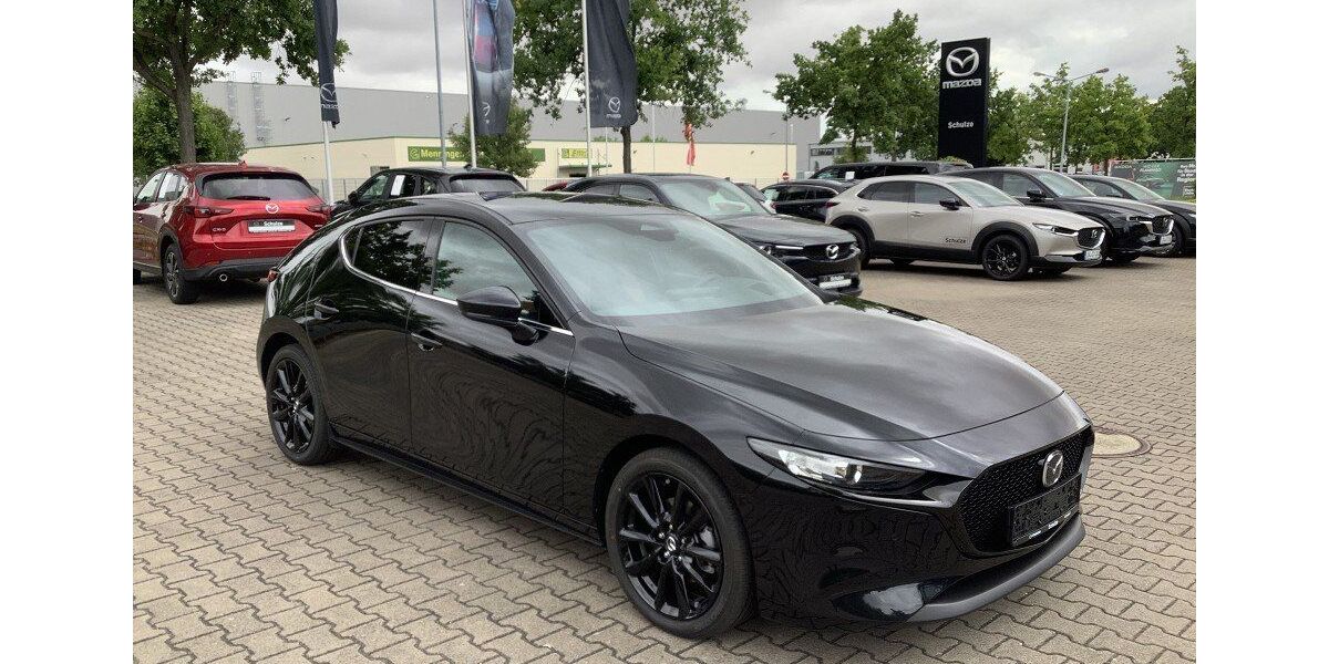 Mazda 3 8.443 km 28.850 &euro; Arnstadt 99310