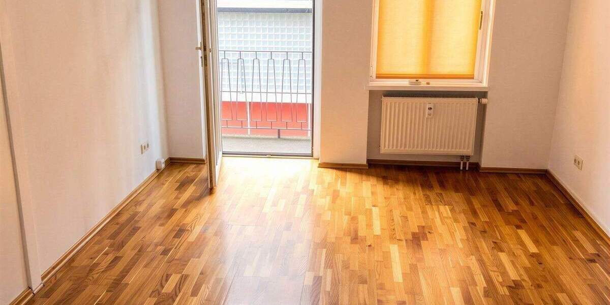 Etagenwohnung Erfurt Altstadt - 3 Zimmer, 74 m&sup2;, 225.000&euro; | Angebot:25732007
