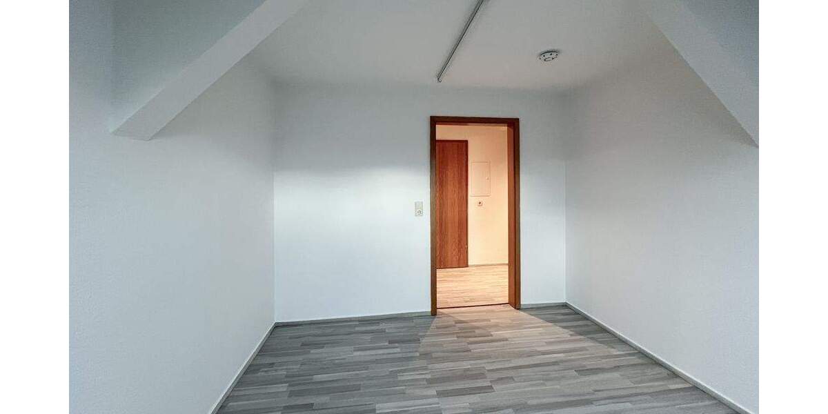 Etagenwohnung Erfurt Hohenwinden - 3 Zimmer, 68 m&sup2;, 640&euro; | Angebot:25139566