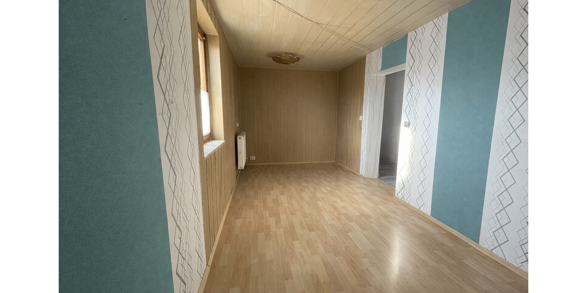 Einfamilienhaus Sömmerda - 7 Zimmer, 190 m&sup2;, 139.000&euro; | Angebot:25881462