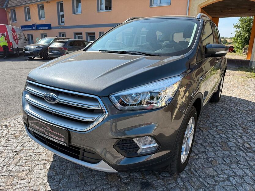 Ford Kuga 71.900 km 11.550 € Bad Langensalza 99947