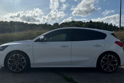 Ford Focus 197.000 km 8.500 &euro; Erfurt 99089