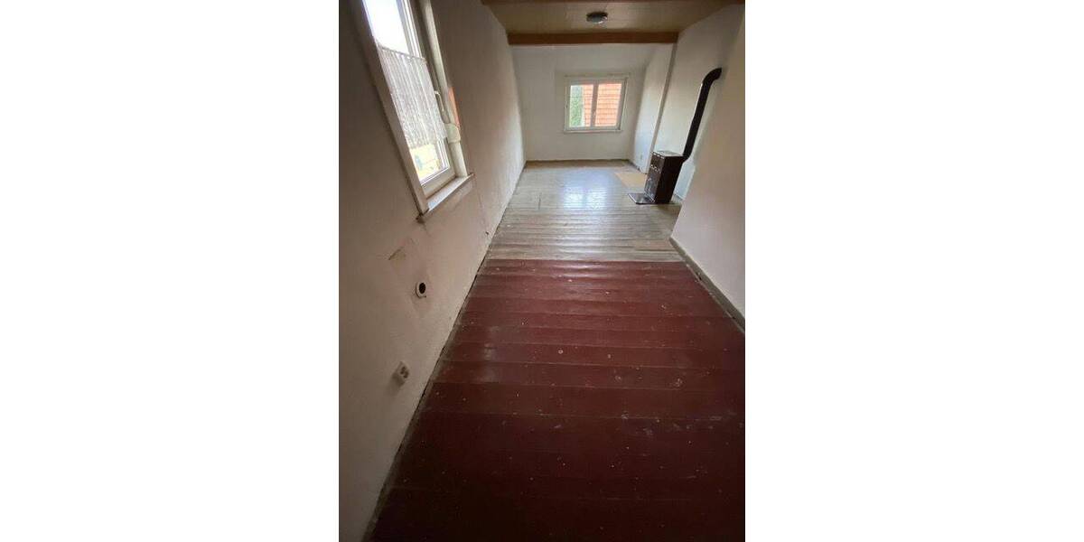 Einfamilienhaus Schwabhausen - 6 Zimmer, 132 m&sup2;, 119.000&euro; | Angebot:26557038