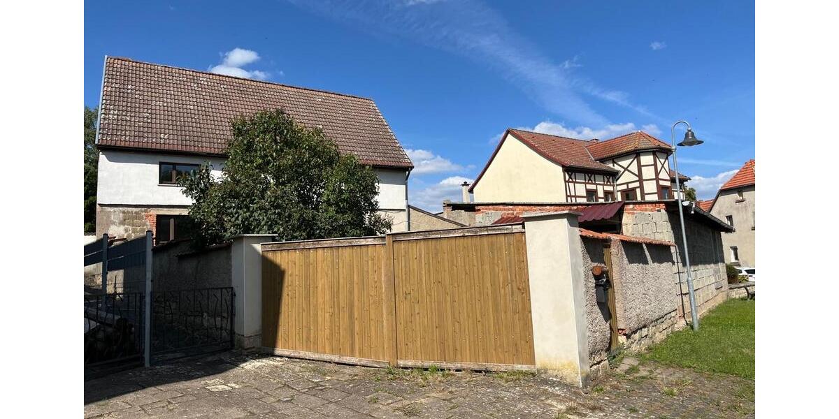 Einfamilienhaus Greußen - 7 Zimmer, 140 m&sup2;, 55.000&euro; | Angebot:25962358