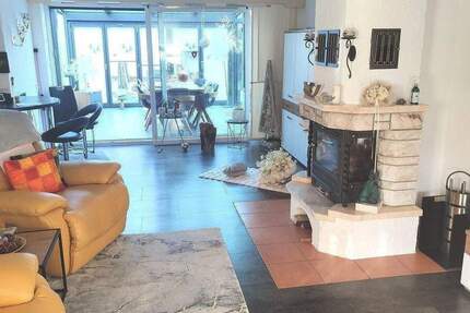 Haus Erfurt Töttleben - 9 Zimmer, 292 m&sup2;, 810.000&euro; | Angebot:26202024