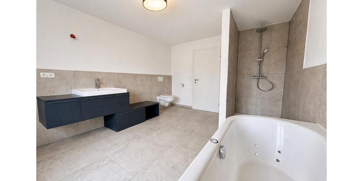 Doppelhaushälfte Erfurt Stotternheim - 4 Zimmer, 140 m&sup2;, 489.000&euro; | Angebot:26321944