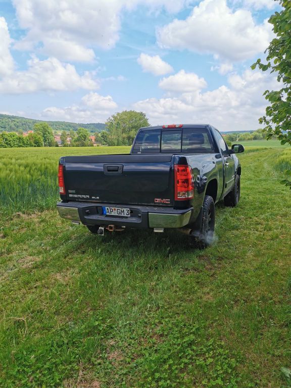 GMC Sierra 176.000 km 13.300 € Tonndorf 99430