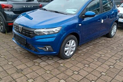 Dacia Sandero 15.700 km 13.300 &euro; Grammetal 99428